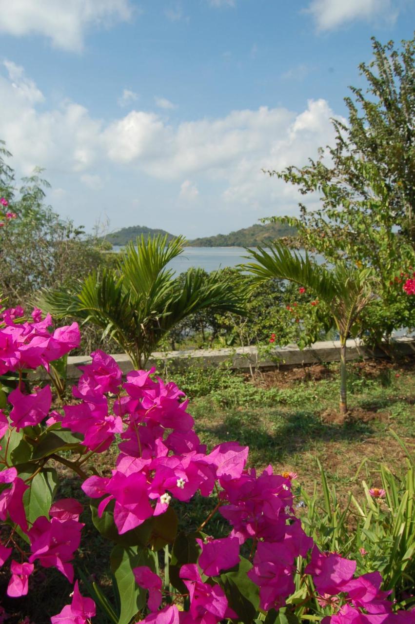 Lombok Villas, Villa Paopao Labuhanpoh Экстерьер фото